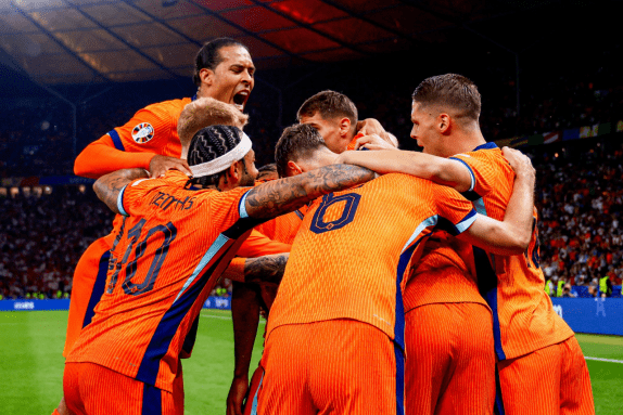 尤文,大胜卡利亚,力夺意大利,世界杯赛事,2026世界杯,赛程安排,赛事直播,参赛球队